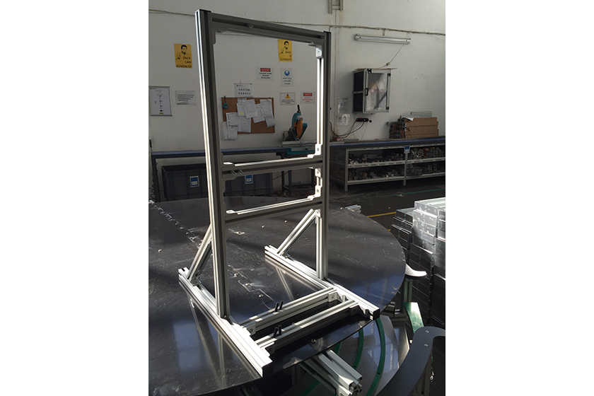 30X30 Flache Eckverbindung (sandgestrahlt)